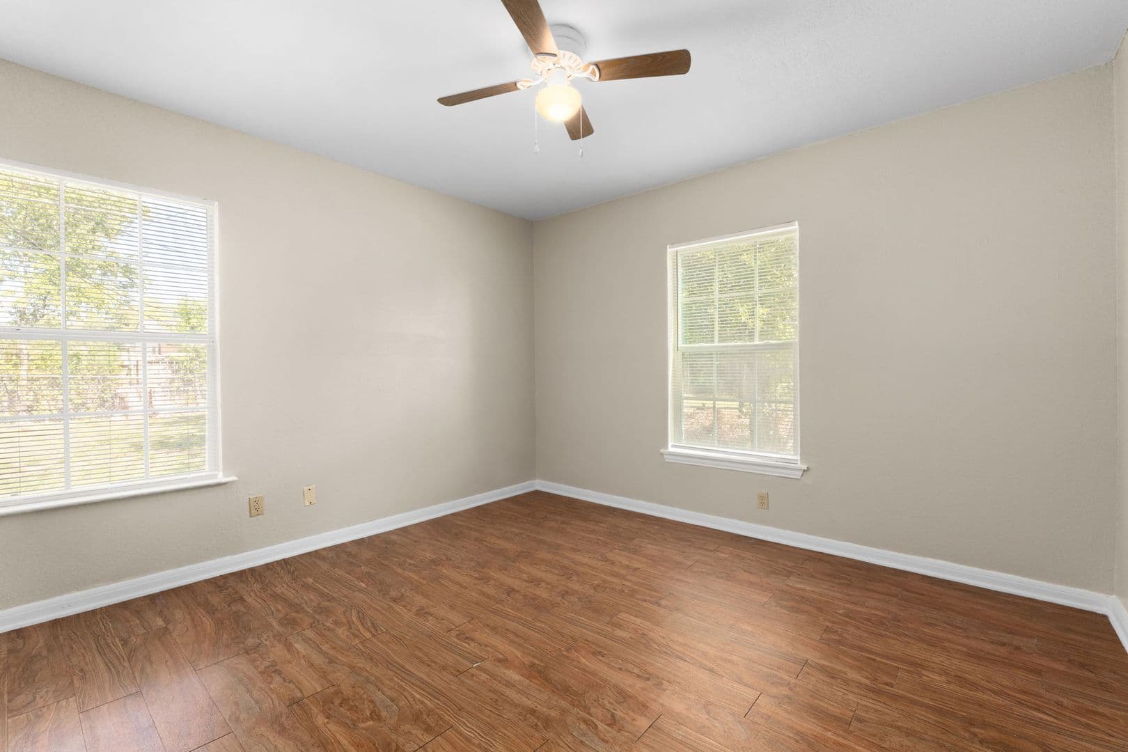 Killeen Apartment: 2005 Elkins Ave.