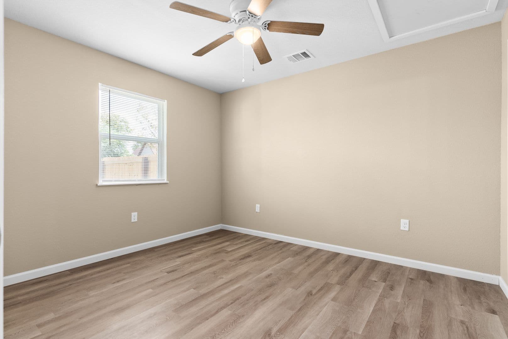 Killeen Apartment: 706 N 16th