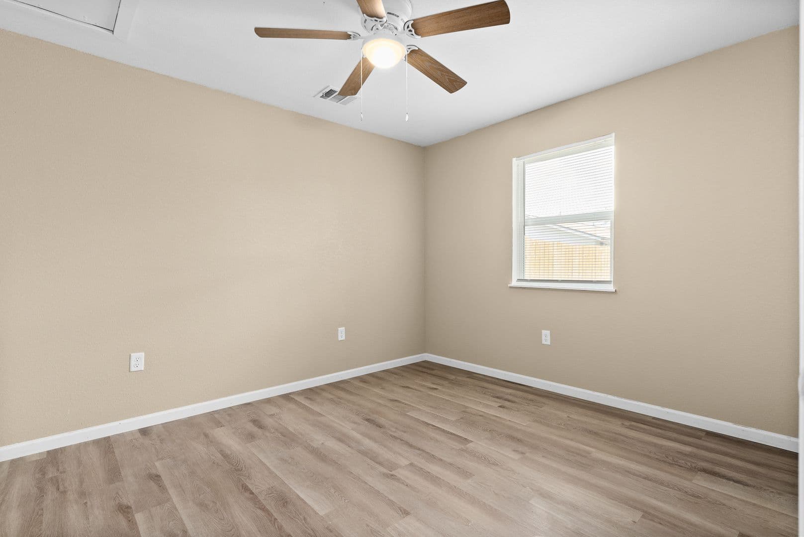Killeen Apartment: 706 N 16th