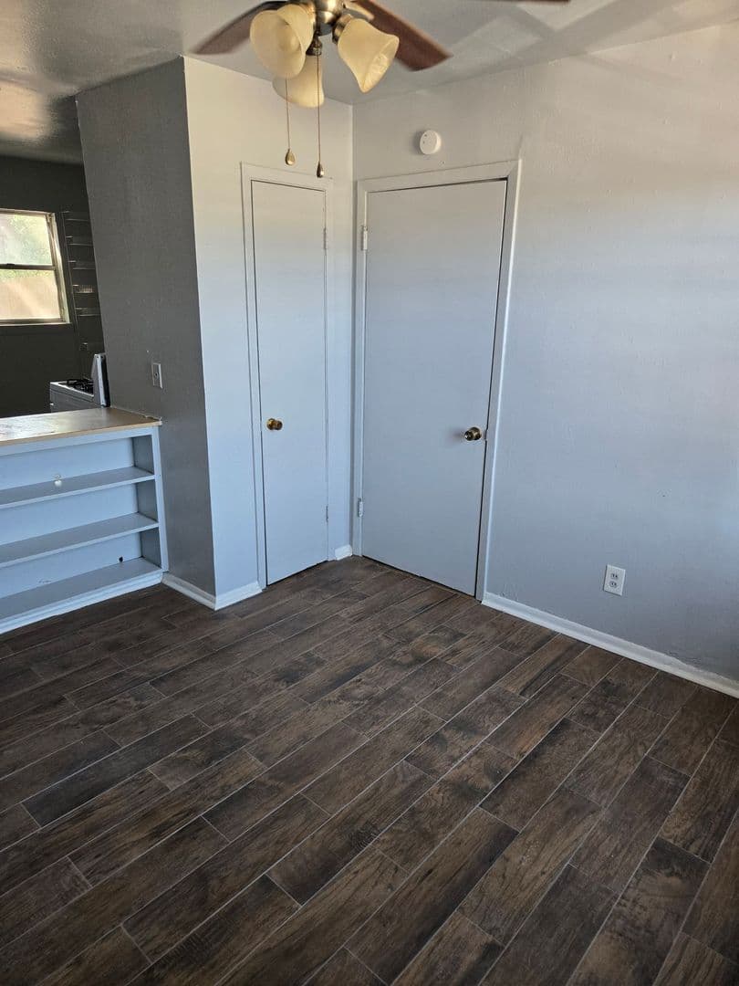 Killeen Apartment: 1217 N 8th