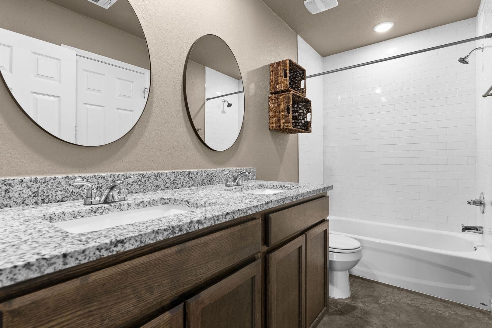 Killeen Apartment: 2011 Wood Ave