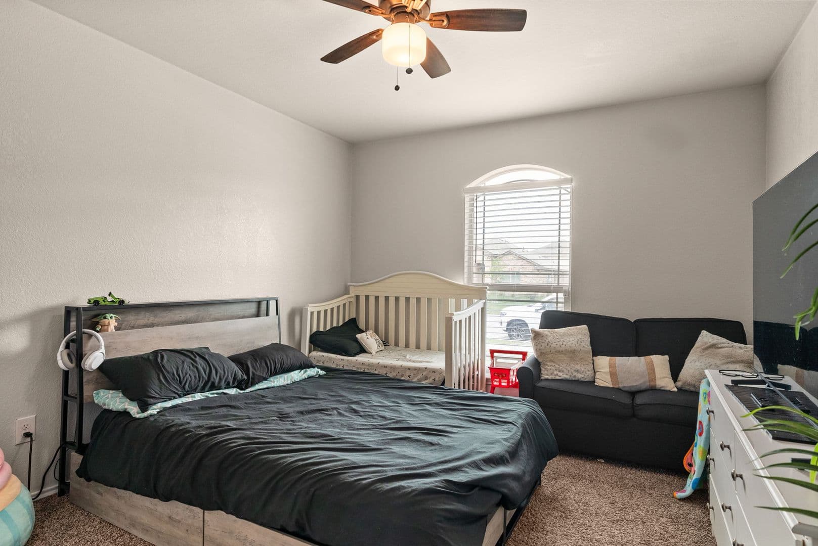 Killeen House: 310 Saddleback Trl