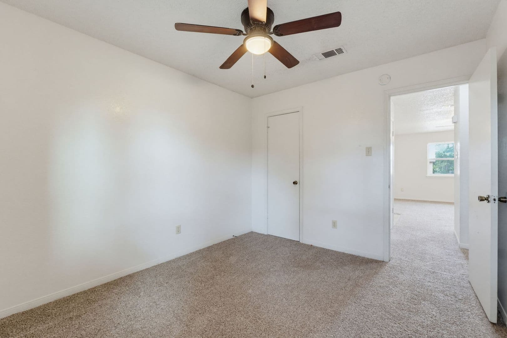 Copperas Cove Apartment: 203 Sorrell Dr.