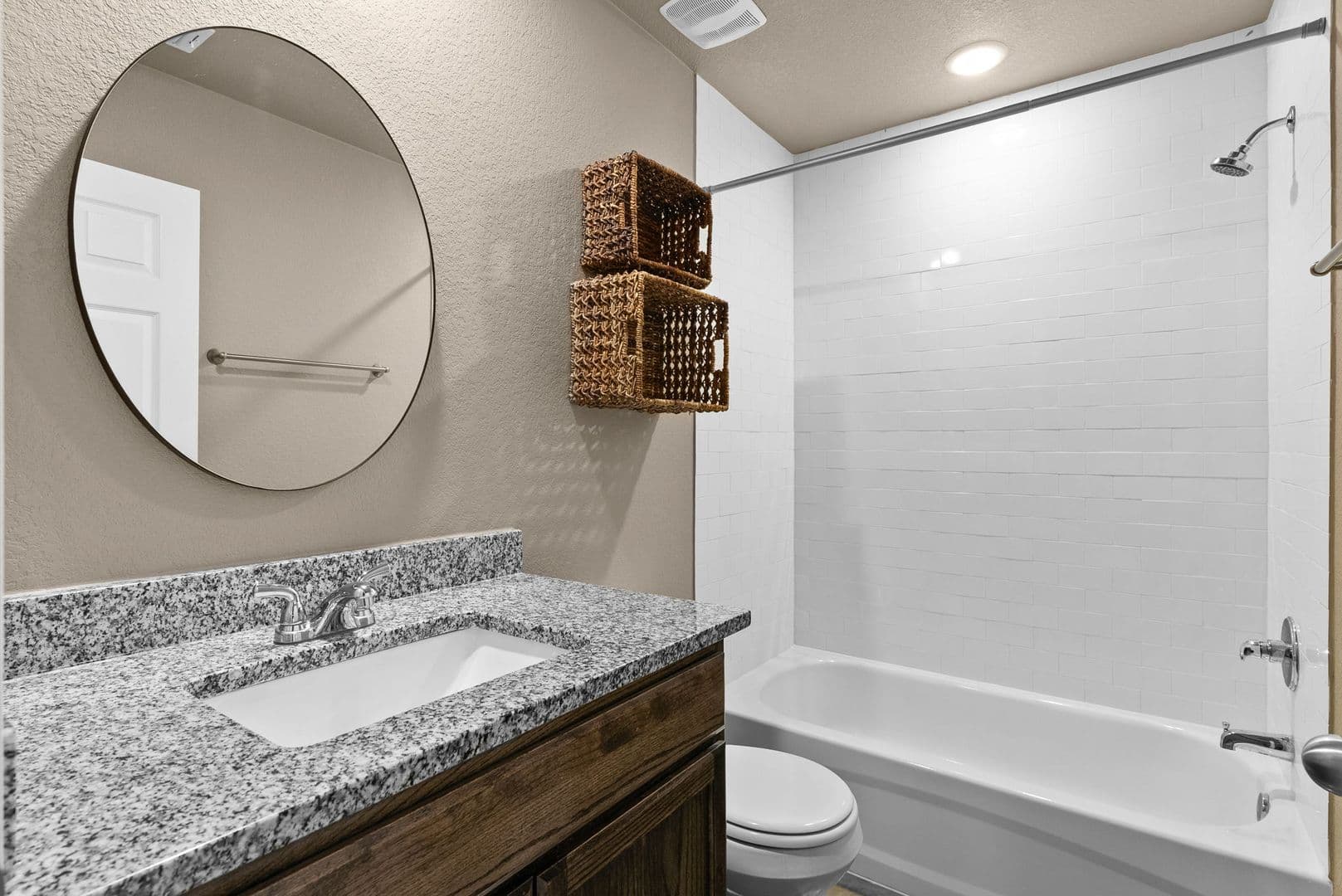 Killeen Apartment: 2011 Wood Ave