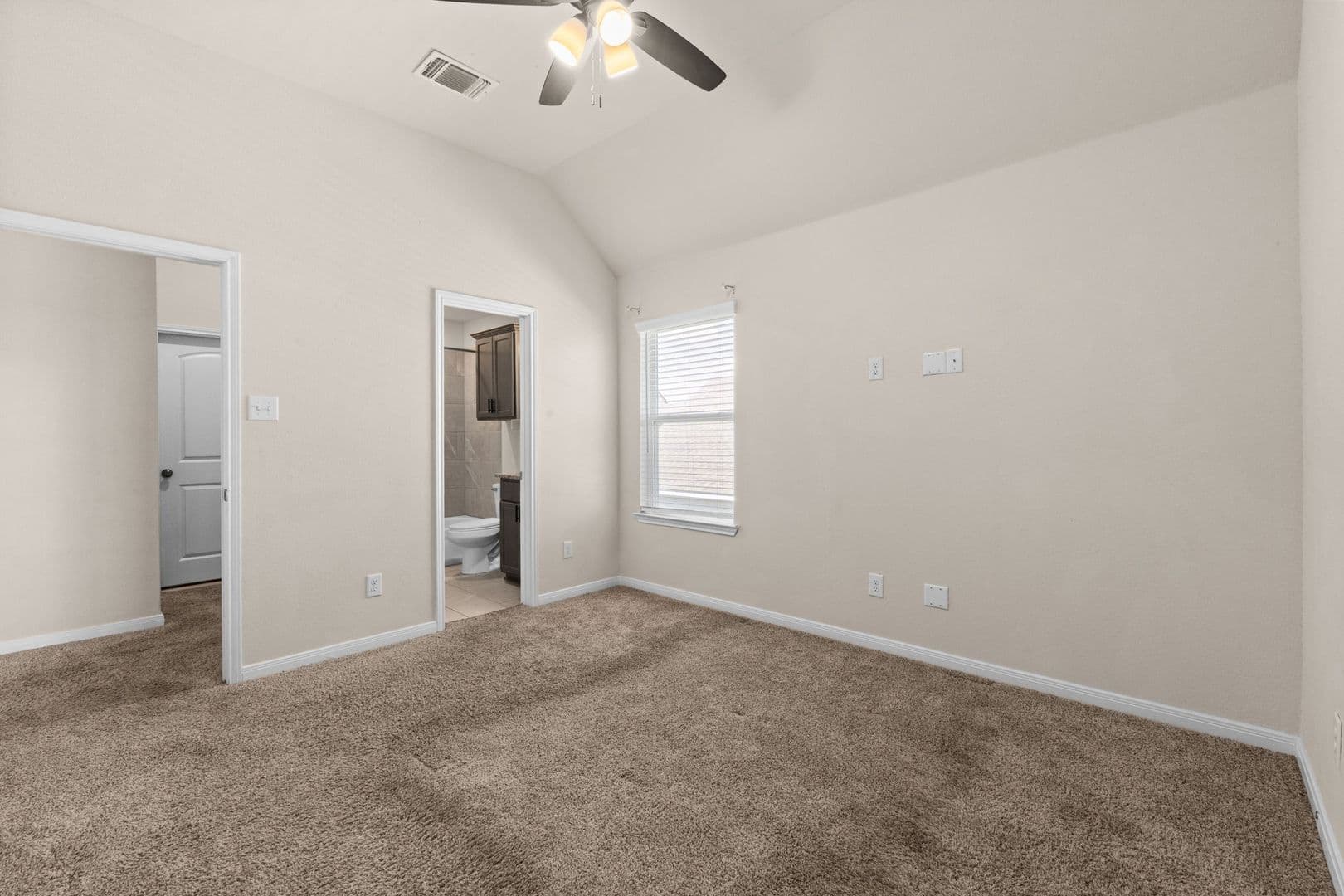 Killeen House: 9818 Kensley Rose Dr