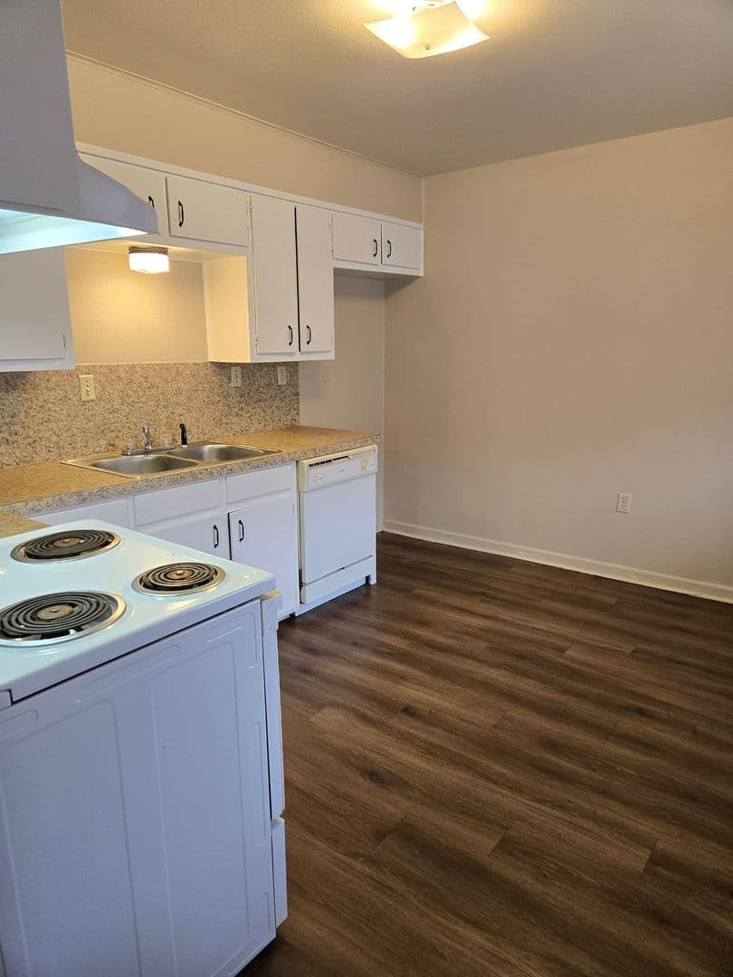 Copperas Cove Apartment: 309 sunset Lane - Unit B