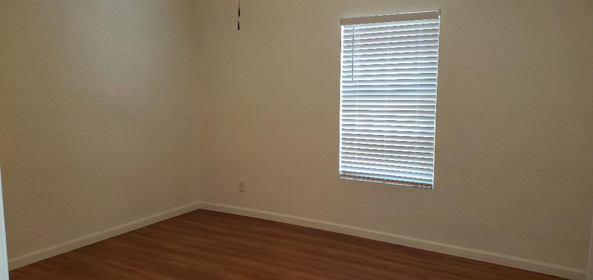 Temple House: 913 S 13th St