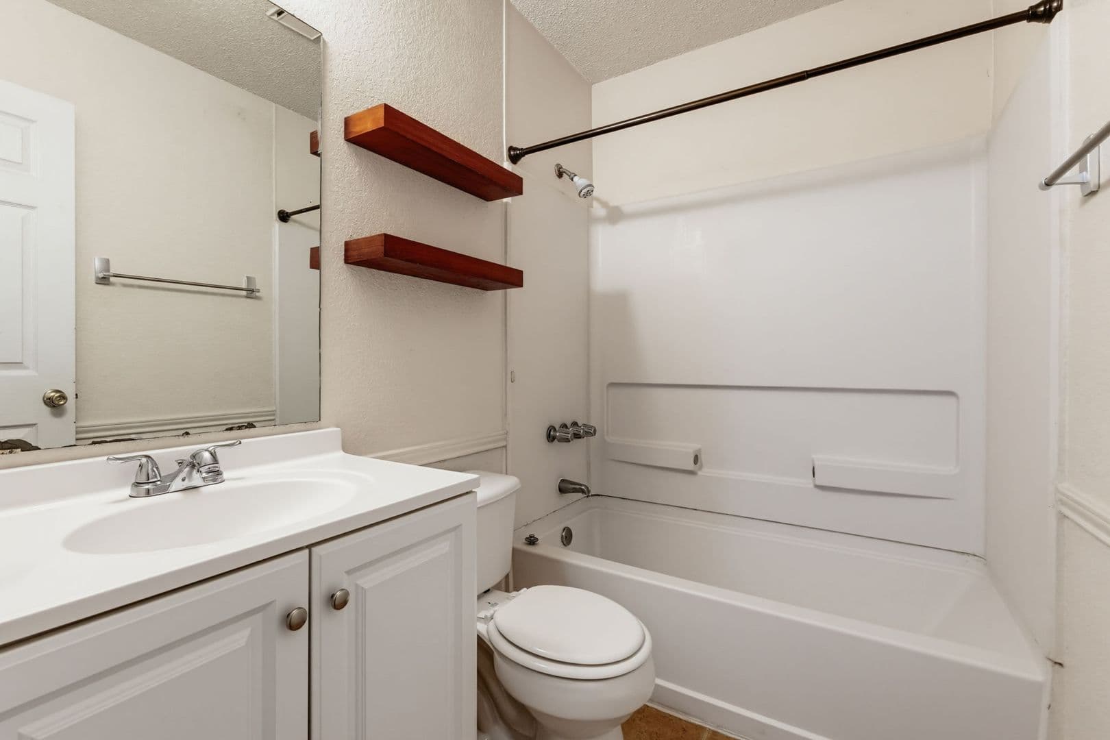 Copperas Cove Apartment: 203 Sorrell Dr.