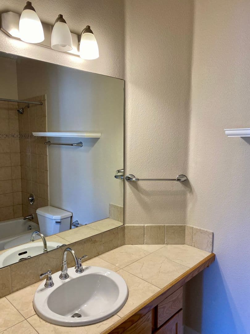 Boulder Condo: 2800 E. Aurora Ave #113
