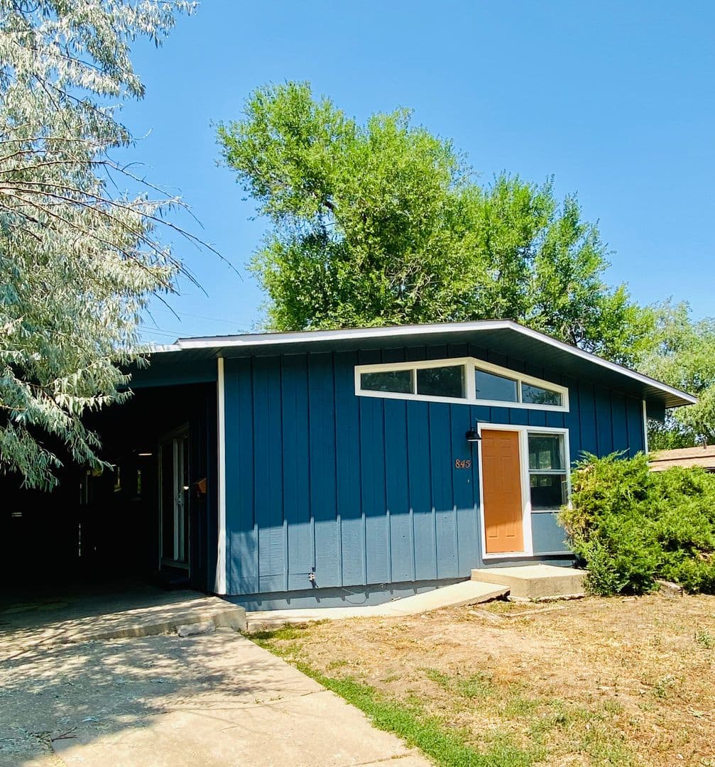 Boulder House: 845 35th Street