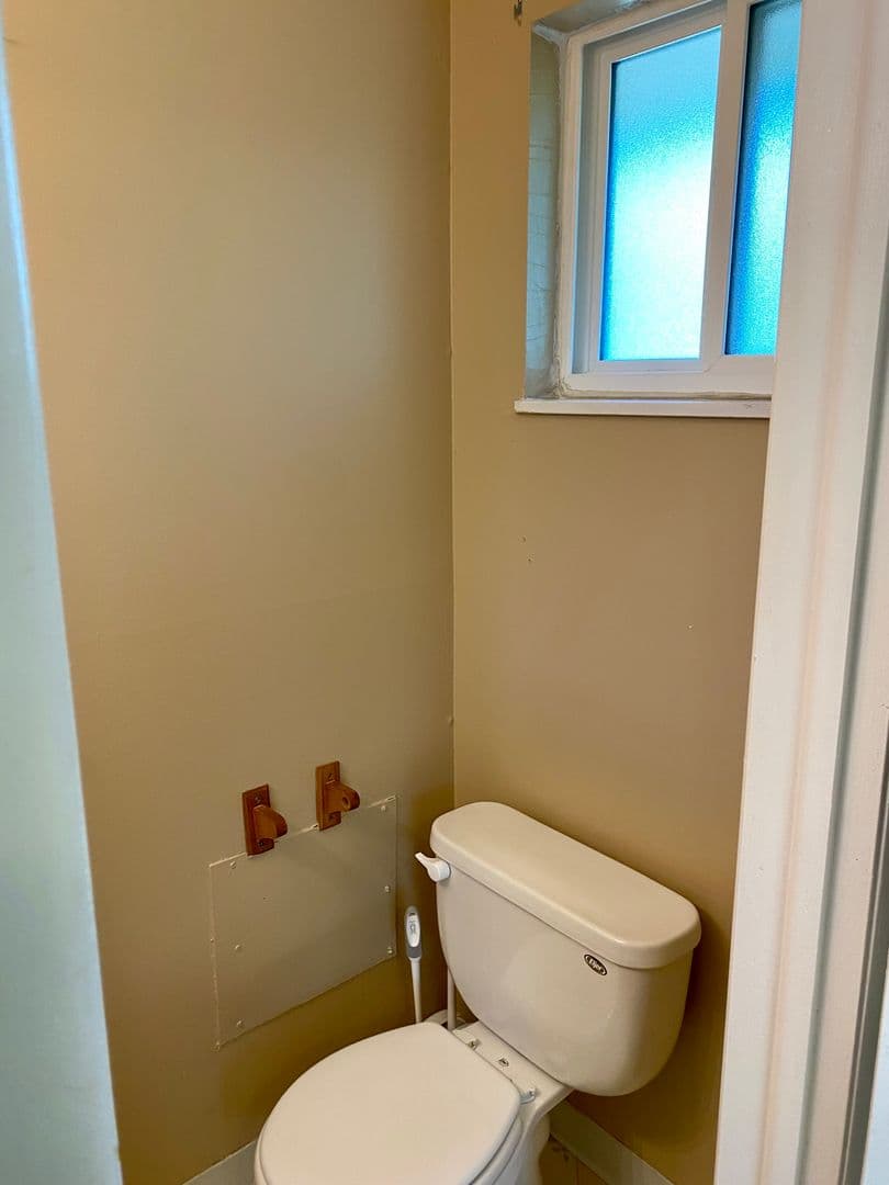 Boulder House: 3355 Aurora Ave
