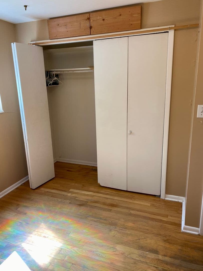 Boulder House: 3355 Aurora Ave