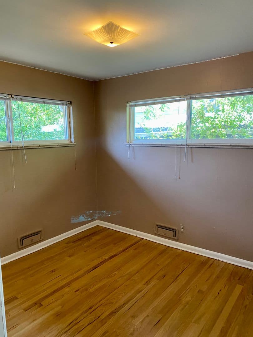 Boulder House: 3055 Moorhead Ave
