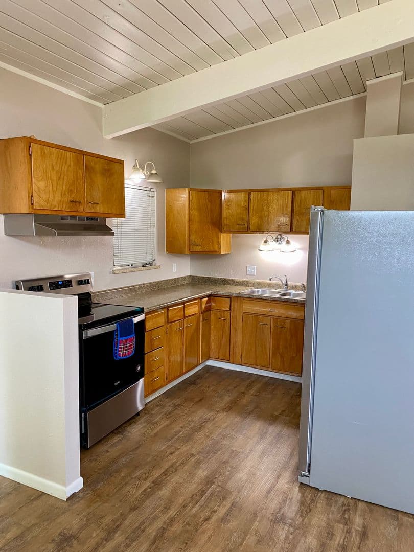 Boulder House: 845 35th Street