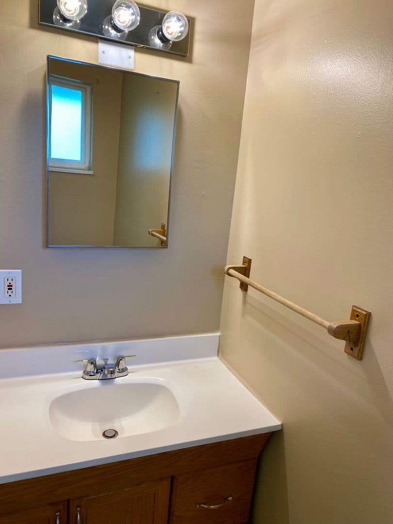 Boulder House: 3355 Aurora Ave