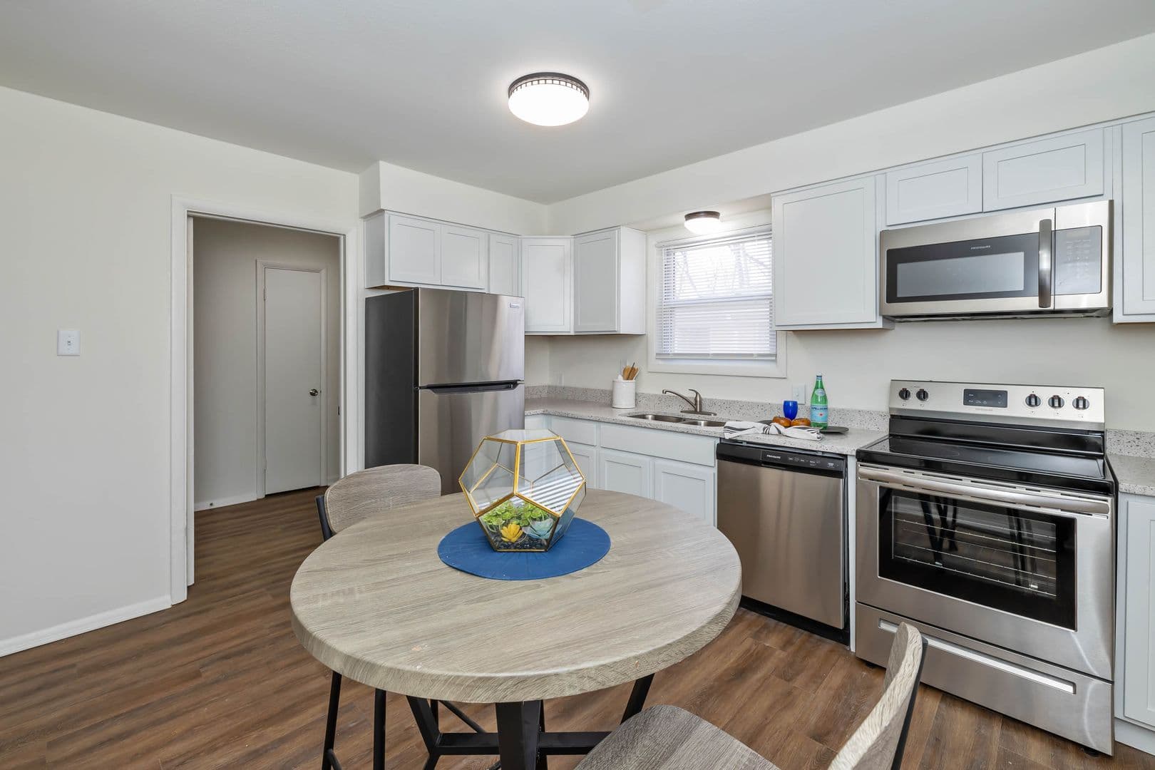 Indianapolis Apartment: 2213-2215 Fairfax Road