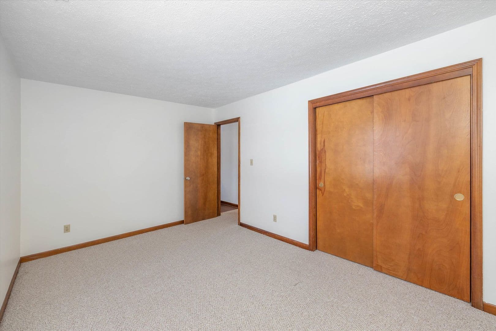 Plainfield Apartment: 1100 Holly Court
