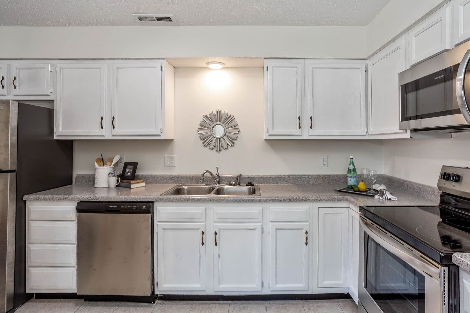 Plainfield Apartment: 1100 Holly Court