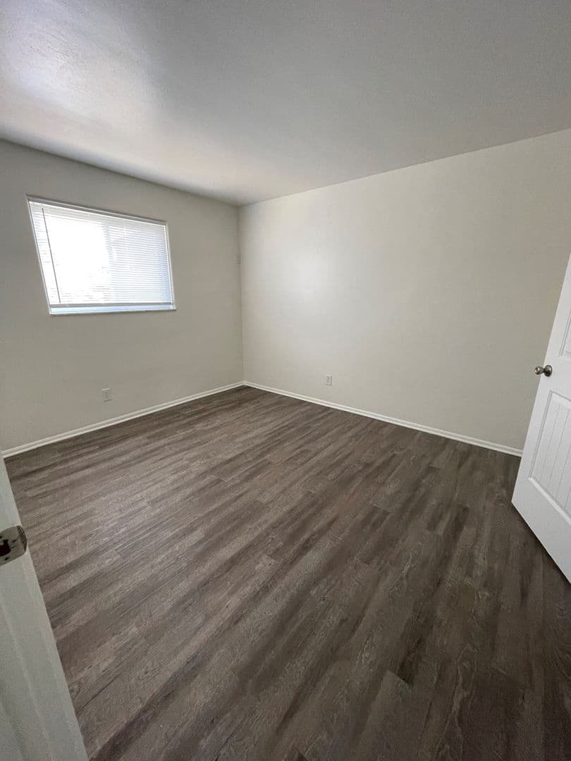 Danville Apartment: 1965 E Main St