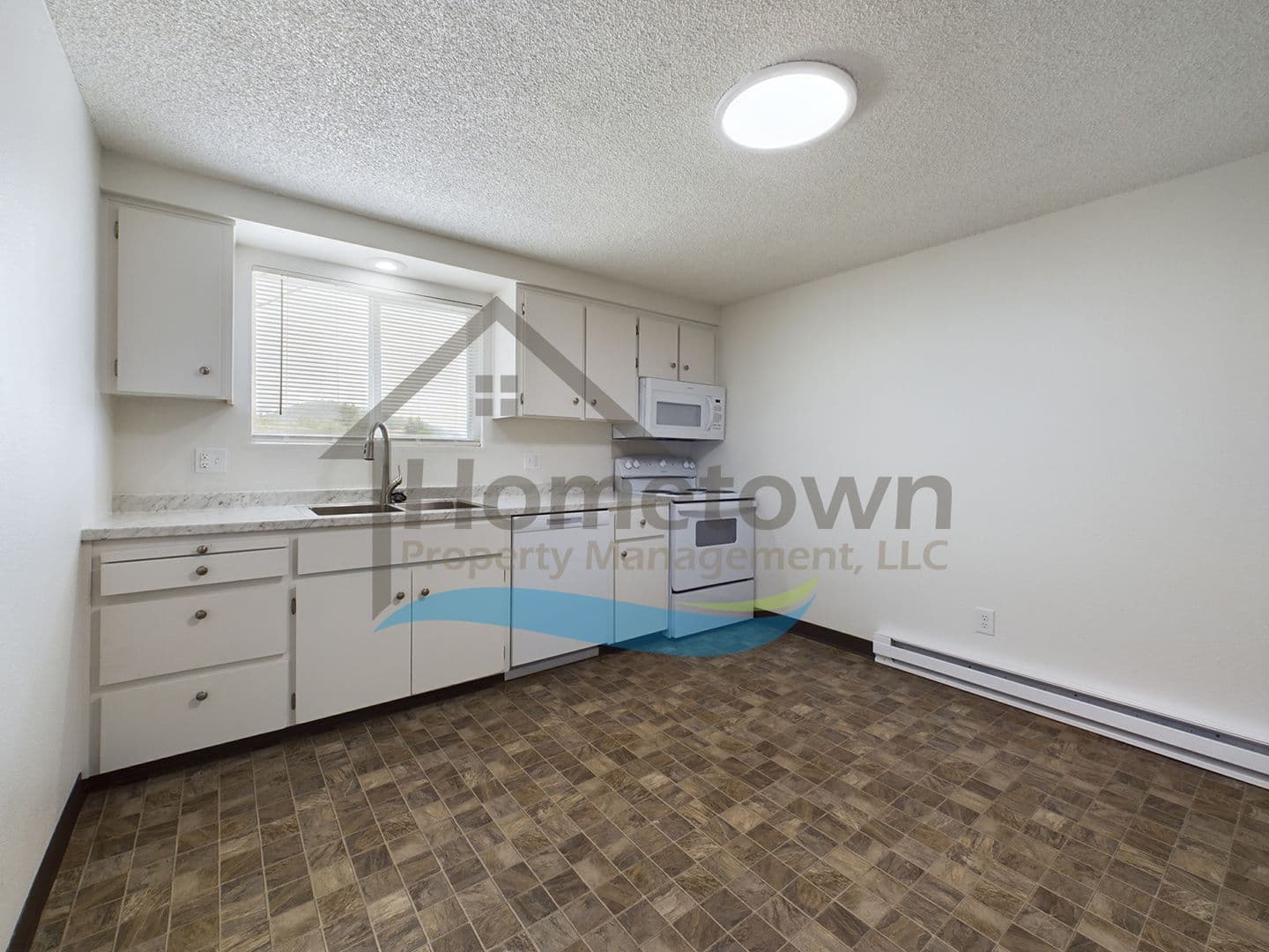 Coeur d'Alene Apartment: 2414 N A St