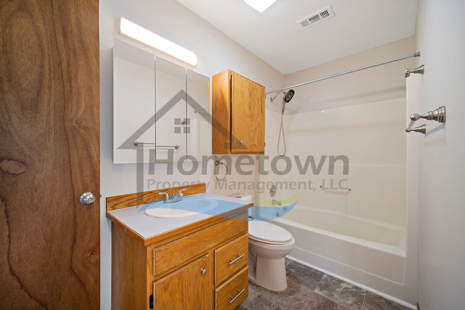 Coeur d'Alene Apartment: 1018 W Mill Ave