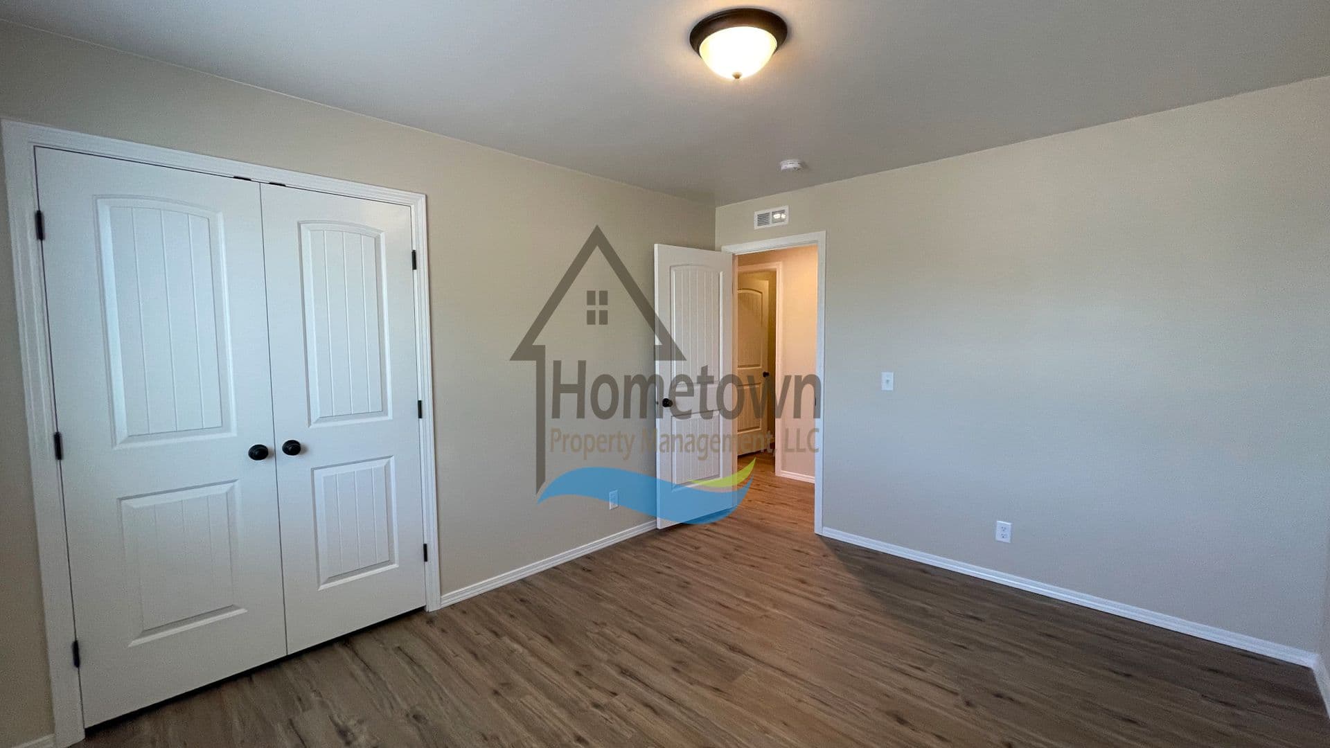Burley Apartment: 321, 331, 341, 351 E 8th St