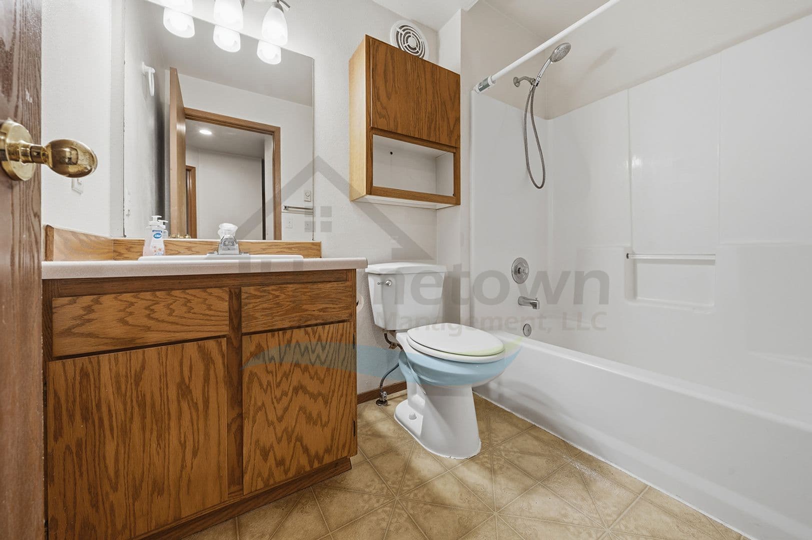 Coeur d'Alene Apartment: 3520 N 15th St