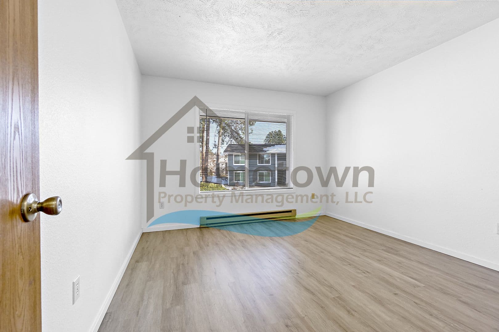 Coeur d'Alene Apartment: 1205 W Emma Ave