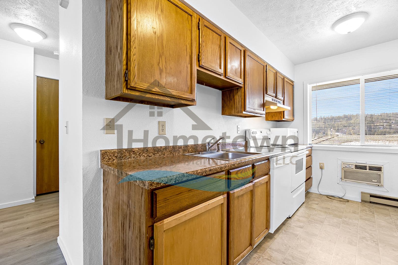 Coeur d'Alene Apartment: 1205 W Emma Ave