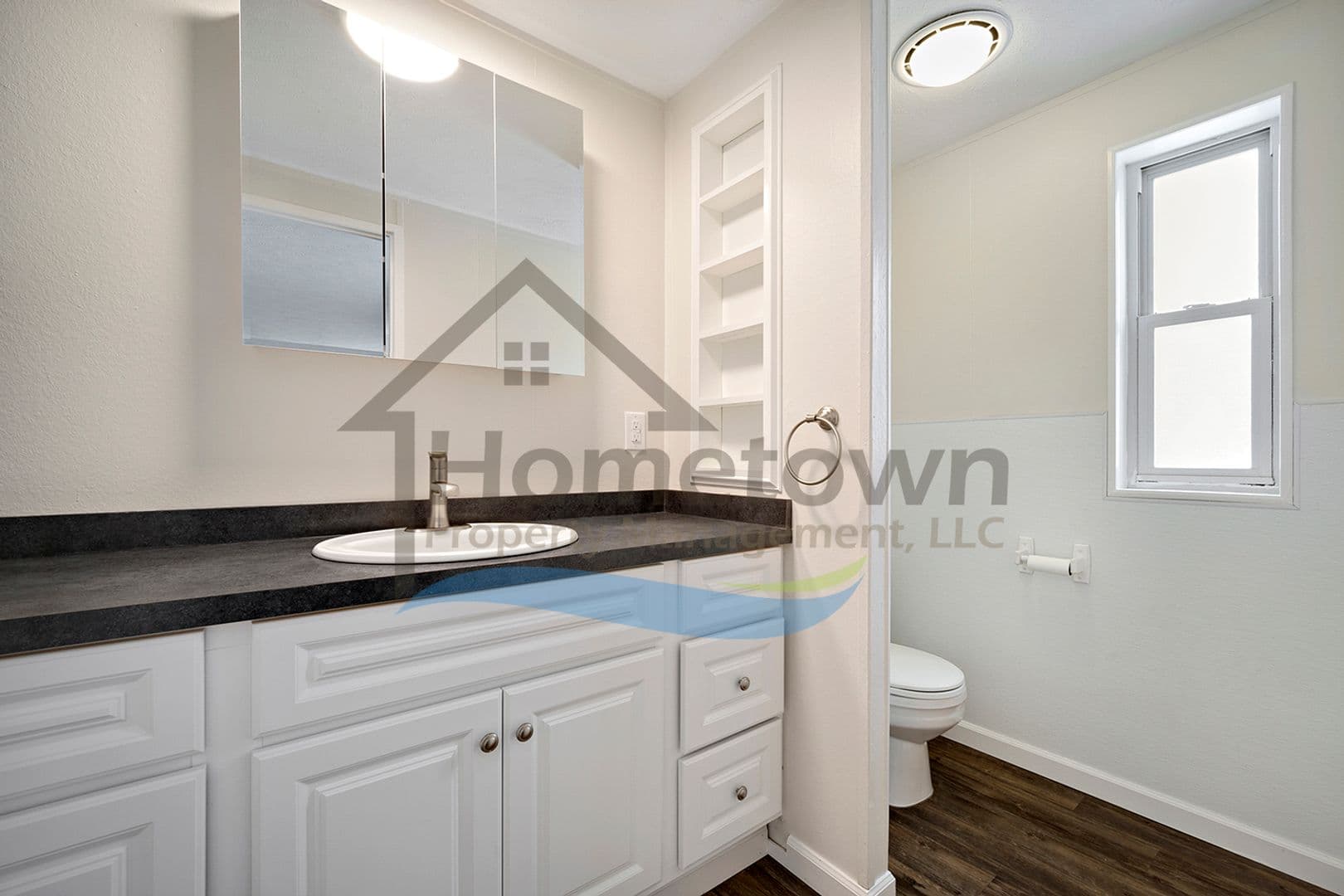 Athol House: 5415 E Grove Ave