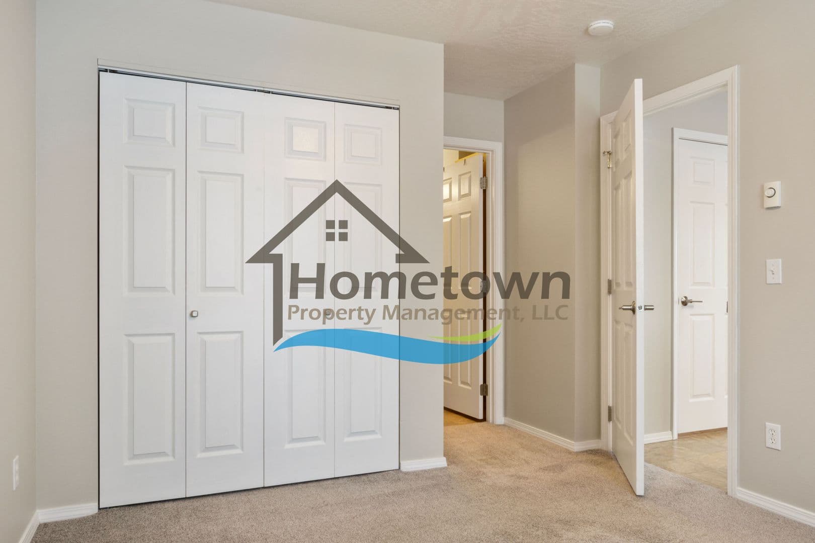 Coeur d'Alene House: 723 E Whispering Pines Lane #19