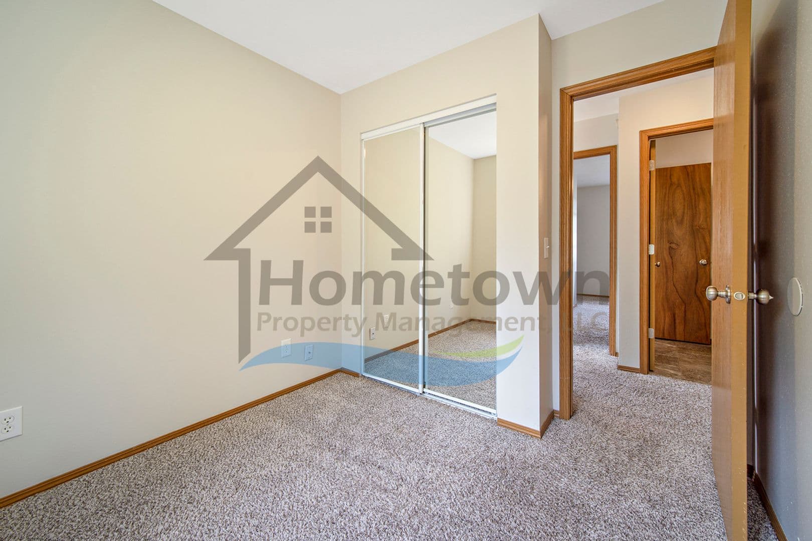 Coeur d'Alene Apartment: 1018 W Mill Ave