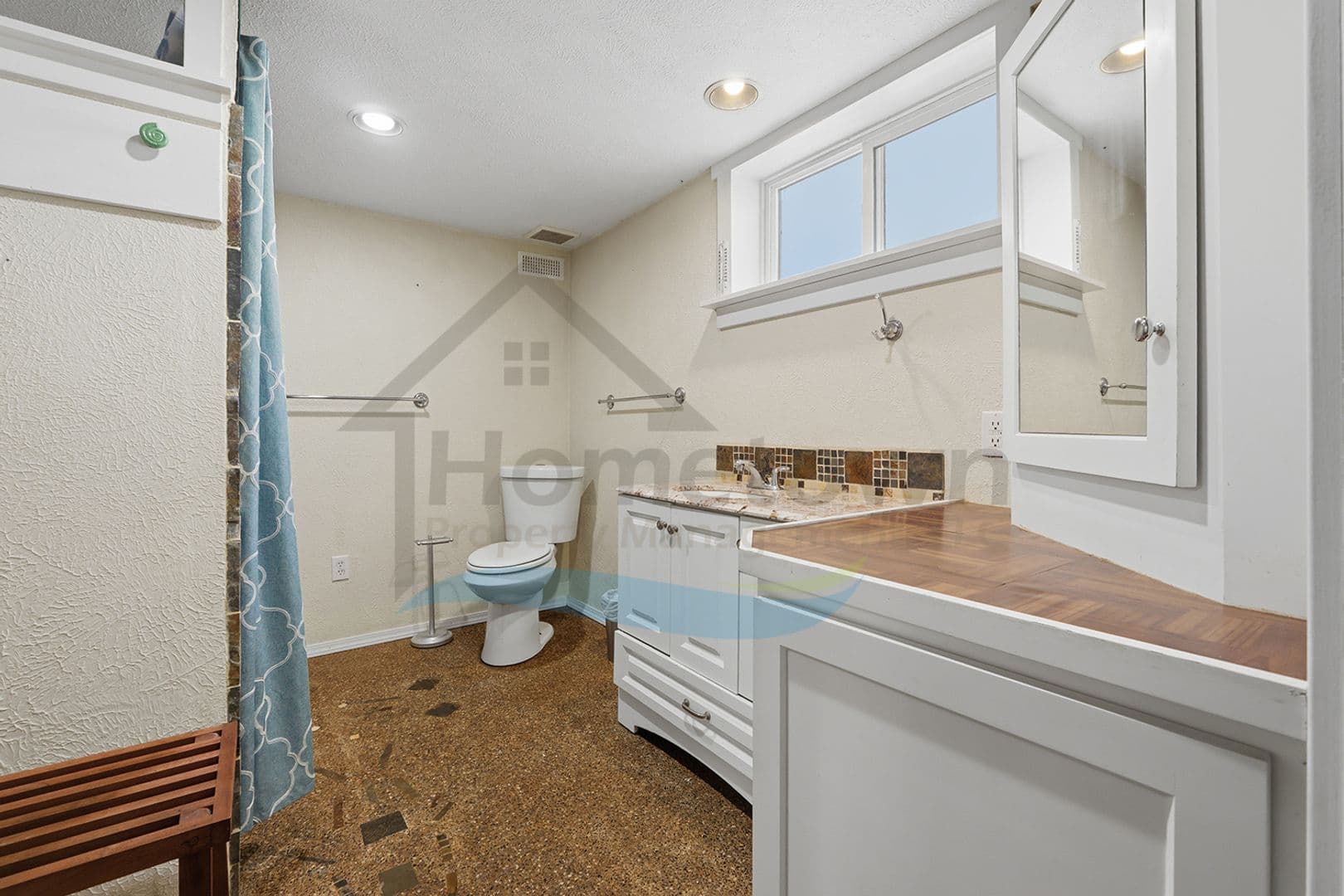 Coeur D'Alene House: 801 E Harrison Ave