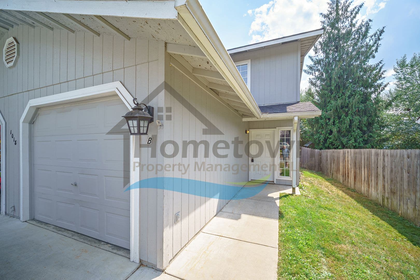 Coeur d'Alene Apartment: 1018 W Mill Ave