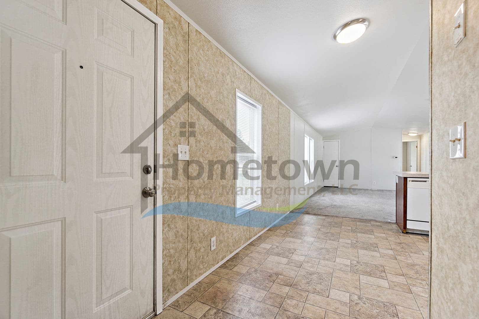 Athol House: 5563 E Grove Ave