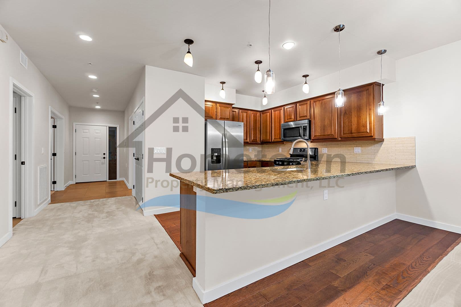 Post Falls House: 355 W Waterside Dr