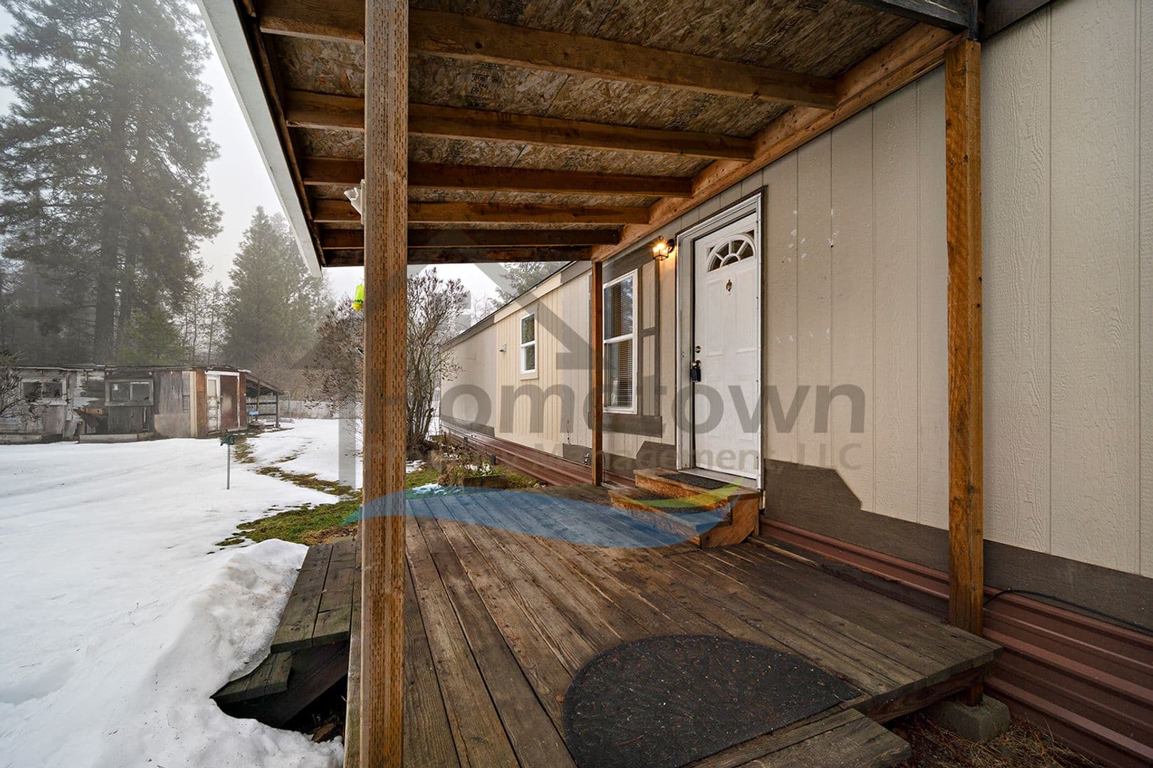 Athol House: 5415 E Grove Ave