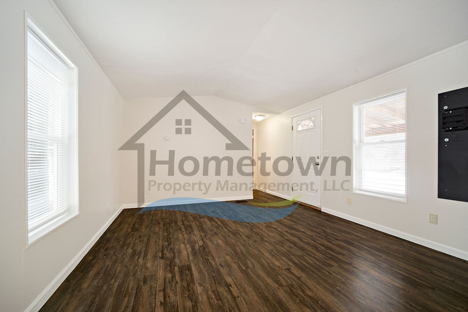 Athol House: 5415 E Grove Ave