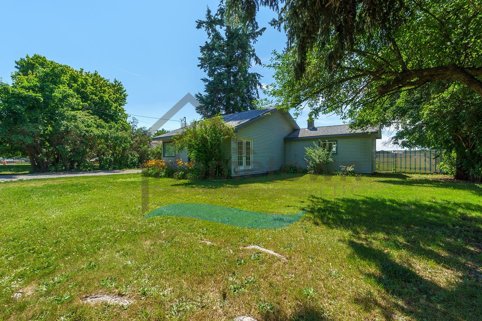 Hayden House: 9811 N Ramsey Rd