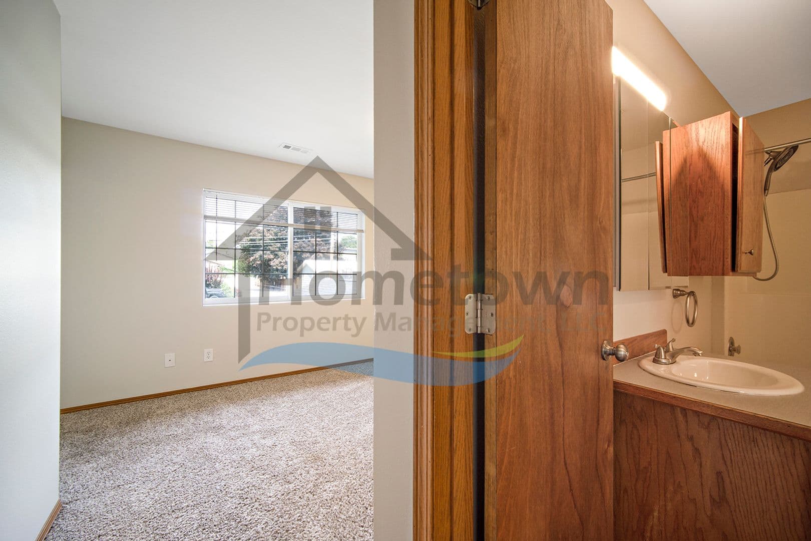 Coeur d'Alene Apartment: 1018 W Mill Ave
