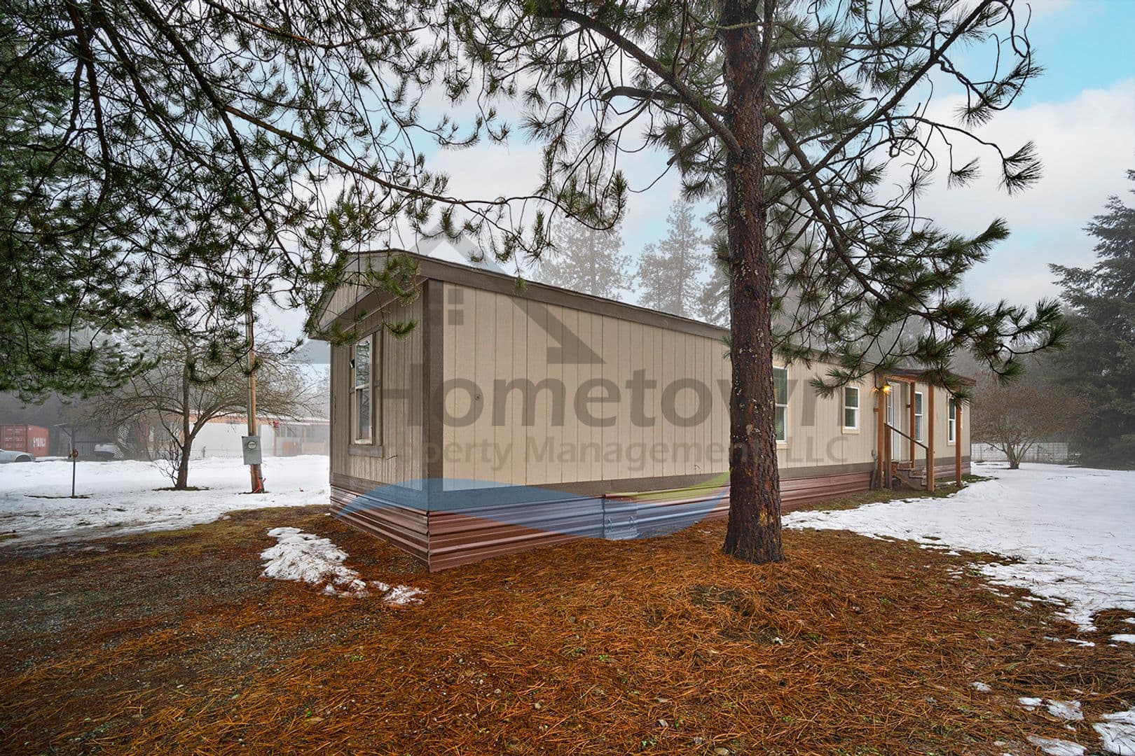 Athol House: 5415 E Grove Ave