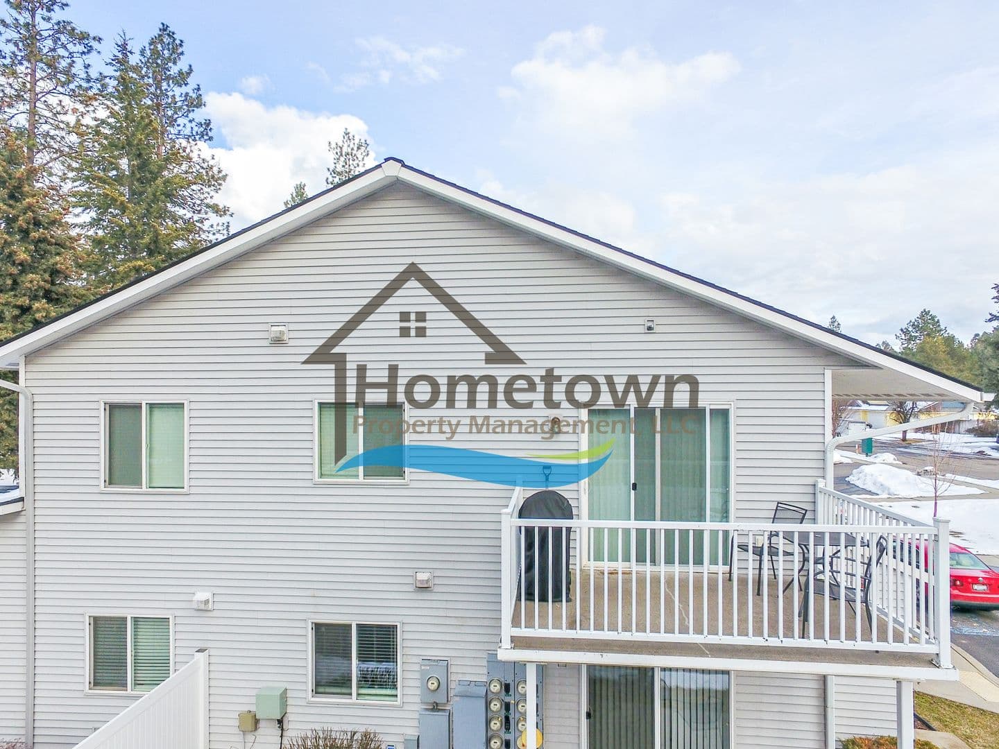 Coeur d'Alene House: 723 E Whispering Pines Lane #19