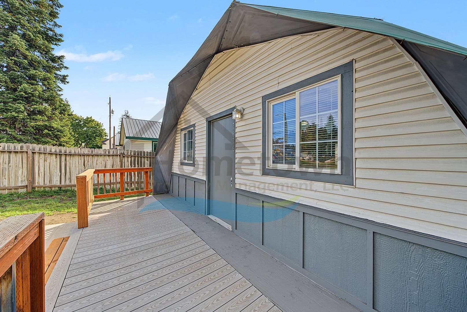 Rathdrum House: 7676 W Lewis St