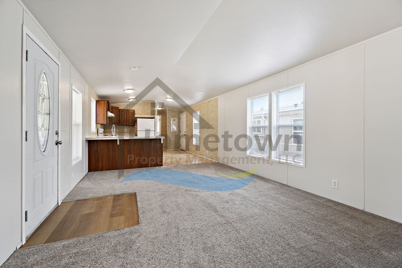 Athol House: 5563 E Grove Ave