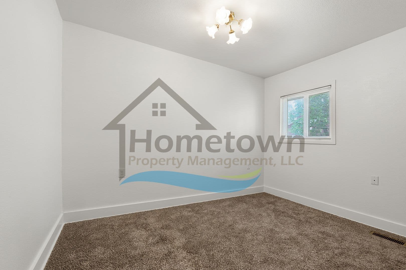 Hayden House: 9811 N Ramsey Rd