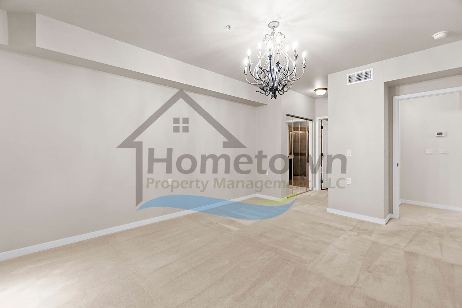 Post Falls House: 355 W Waterside Dr