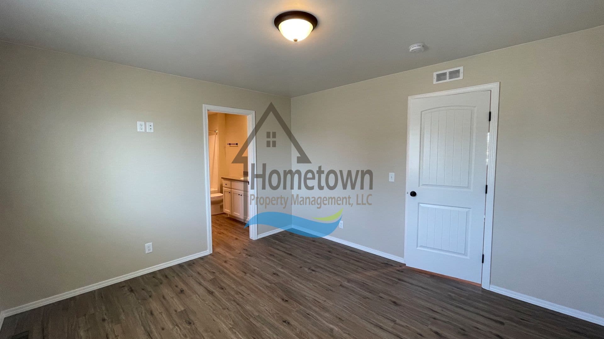 Burley Apartment: 321, 331, 341, 351 E 8th St