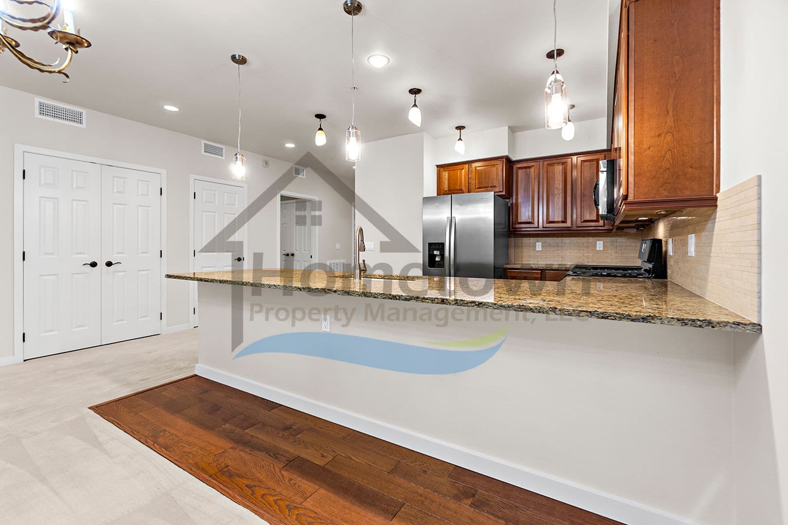 Post Falls House: 355 W Waterside Dr