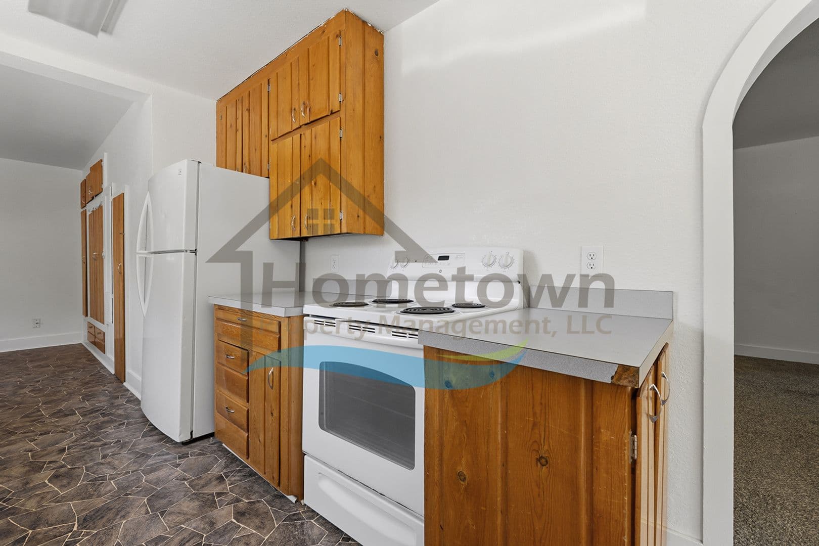 Hayden House: 9811 N Ramsey Rd