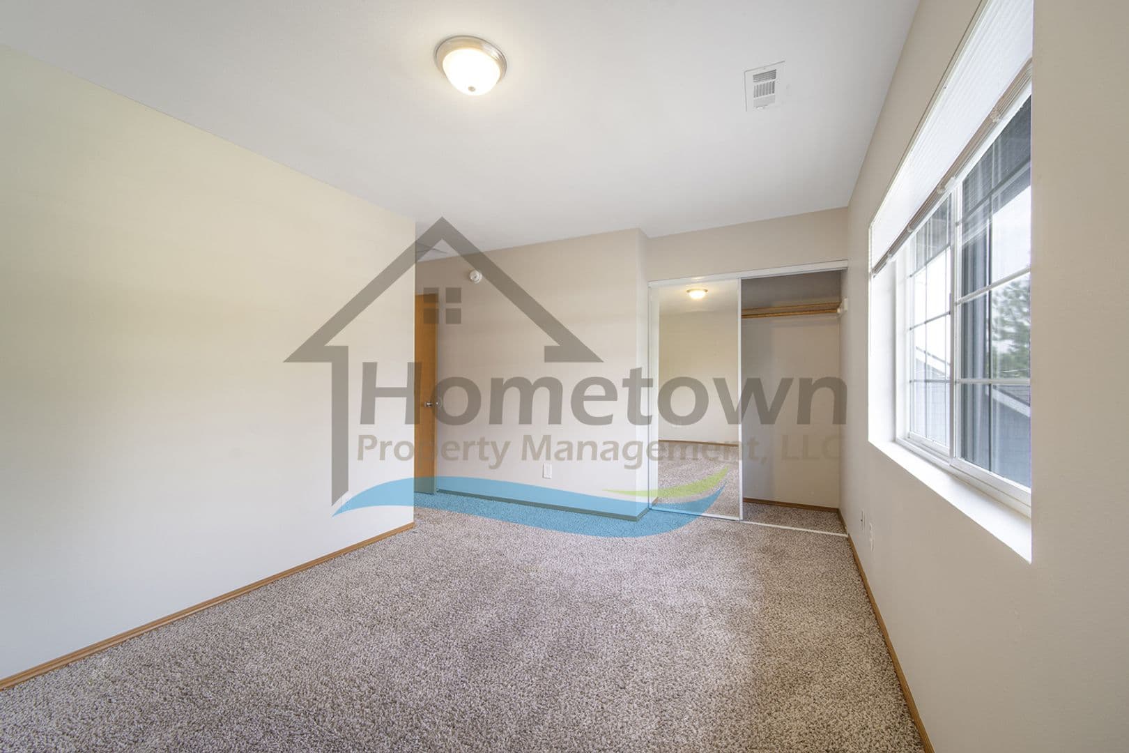Coeur d'Alene Apartment: 1018 W Mill Ave